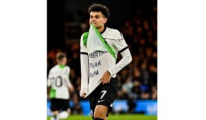 ގޯލު ޖަހައިދިނުމަށްފަހު ޑިއާޒްގެ މެސެޖު، "ބައްޕަ މިނިވަންކޮށްދީ"