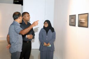 ކުރެހުންތެރިޔާ ލައިލީގެ ފޮޓޯ މައުރަޒު "އެކެއް" ނެޝަނަލް އާޓް ގެލެރީގައި ފަށައިފި