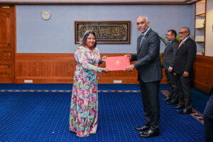 ފޮރިން ސެކްރެޓަރީގެ މަގާމަށް އިނާޔާ ޢައްޔަނުކުރައްވައިފި