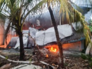 އައްޑޫ ސިޓީ ހިތަދޫގައި ހުންނަ ފެކްޓަރީއެއްގައި އަލިފާން ރޯވެއްޖެ