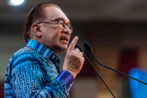 ޣައްޒާގައި އިސްރާއީުން ހިންގާ ޖަރީމާތަކާއި ގުޅިގެން މެލޭޝިއާއަށް އިސްރާއީލުގެ ޝިޕިން އުޅަނދުތައް އެތެރެވުން މަނާކޮށްފި