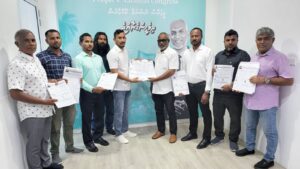 ކުރީގެ މެމްބަރު ފަލާހު ގިނަ އަދަދެއްގެ ފޯމުތަކެއް ޕީއެންސީއާ ހަވާލުކޮށްފި