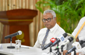 އެމްޑީޕީގެ ތުހުމަތު: 12 މެންބަރުން ޕީއެންސީ އާއި ގުޅުނީ ހުށަހެޅުންތަކެެއް ލިބިގެން