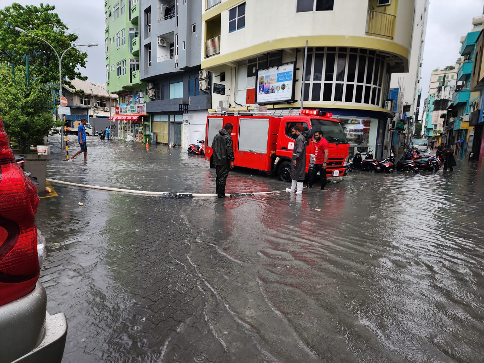 ފެންބޮޑުވުން ހައްލުކުރަން ހުރިހާ މަގެއް ހަދާ ސްޓޯމްވޯޓާ ނިޒާމު އާ ކުރާނަން: ރައީސް