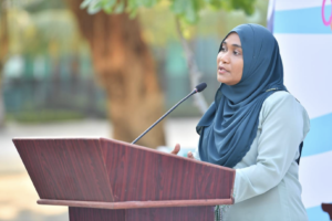 އއ. އުކުޅަހުގައި ބޭއްވި ކުޑަކުދިންގެ ހަވީރު މެޑަމް ސާޖިދާ ޝަރަފުވެރި ކޮށްދެއްވައިފި