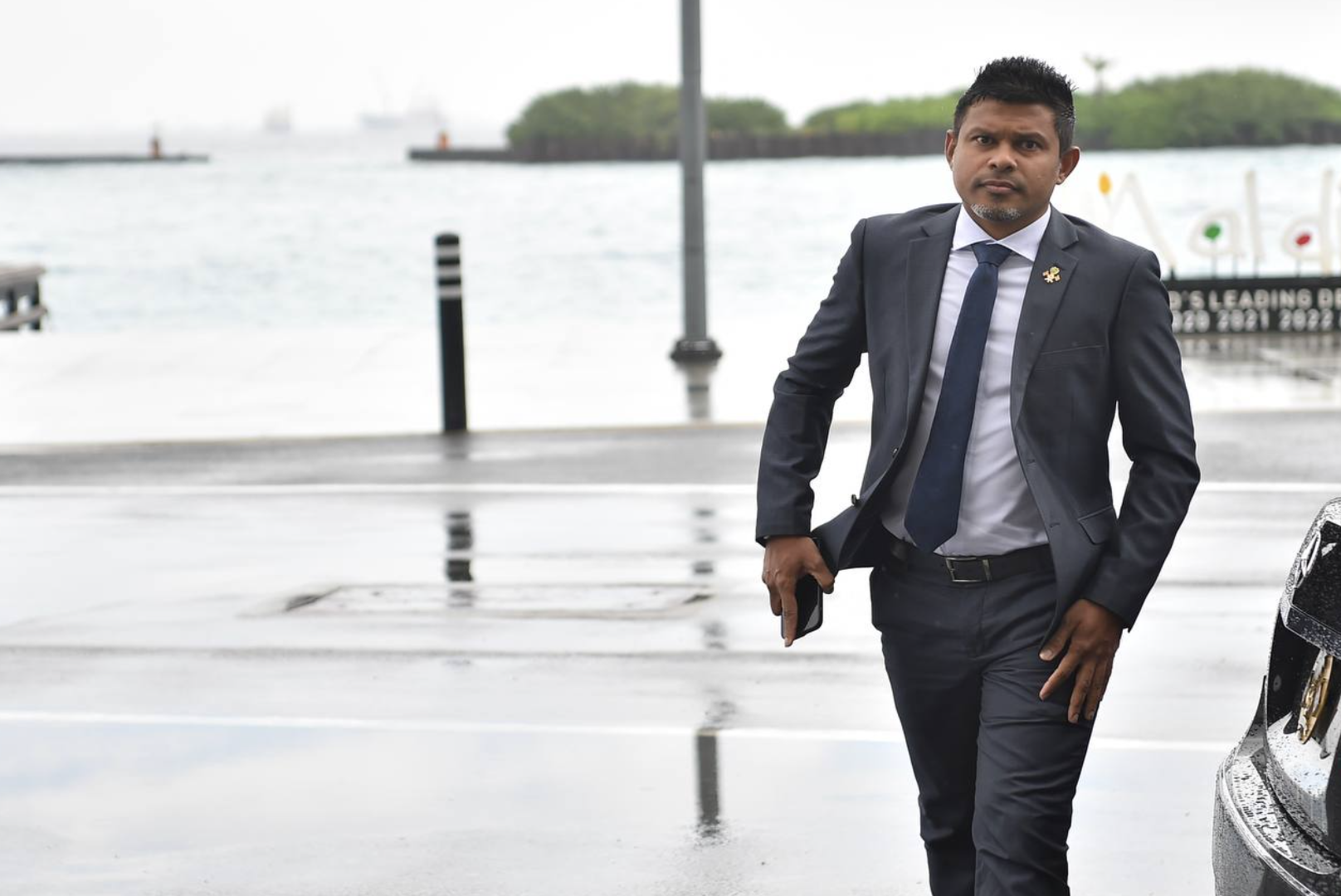 ރަސްމީ ދަތުރުފުޅެއްގައި ނައިބު ރައީސް މޮންޓެނީގްރޯއަށް