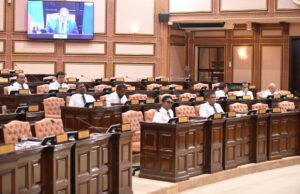 ފެނަކައިގެ މުވައްޒަފުން ވަކިކުރާ ކަމަށް ބުނެ މަޖިލިހަށް ކުއްލި މައްސަލައެއް