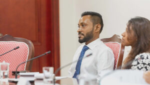 ބާ ކައުންސިލްގެ ރައީސްގެ އިތުރުން އެގްޒެކެޓިވް ކޮމިޓީގެ ހުސްވެފައިވާ މަޤާމުތަކަށް ކުރިމަތިލުމަށް ހުޅުވާލައިފި