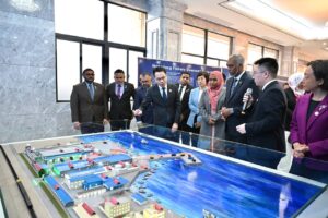 ރައީސްގެ ދެކަނބަލުން ޗައިނާގެ ހޮންގދޮންގ ފިޝަރީ ކޯޕަރޭޝަނަށް ޒިޔާރަތްކުރައްވައިފި