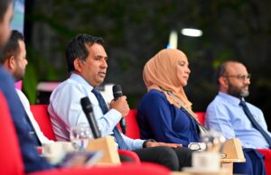 ކުދި ވިޔަފާރީތަކަށް މިހާރު ކުރިމަތިވެގެން އުޅޭ އެންމެ ބޮޑު މައްސަލައަކީ ޑޮލަރުގެ މައްސަލަ: ސައީދު