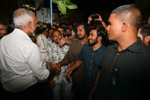 ސަރުކާރާ އެކީ މަސައްކަތް ކުރުމުގެ ވިސްނުން ނެތް މީހަކު މޭޔަރަކަށް ހޮވުން ބުއްދިވެރިއެއް ނޫން: ރައީސް