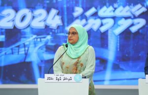 މޭޔަރަކަށް އިންތިޚާބު ވެއްޖެނަމަ އަވަށު ކޮމިޓީތައް އުފައްދާނަން: އާޒިމާ