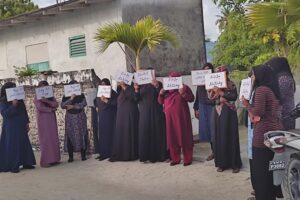 ބެލެނެވެރިން ބަންދުކުރި ދަނބިދޫ ސްކޫލަށް ޓީޗަރުން ފޮނުވަން ފަށައިފި