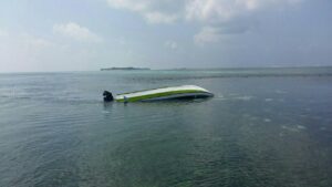 ޑިންގީ ބަންޑުން ޖަހާލައި ކަނޑުވި ދެ މީހުން ފަރުވާއަށްފަހު ދޫކޮށްލައިފި