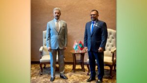 މޫސާ ޒަމީރު ޖައިޝަންކަރުއާއި ބައްދަލު ކުރައްވާ އިންޑިއާ ސިފައިން ގެންދިއުމާ ގުޅޭގޮތުން މަޝްވަރާ ކުރައްވައިފި