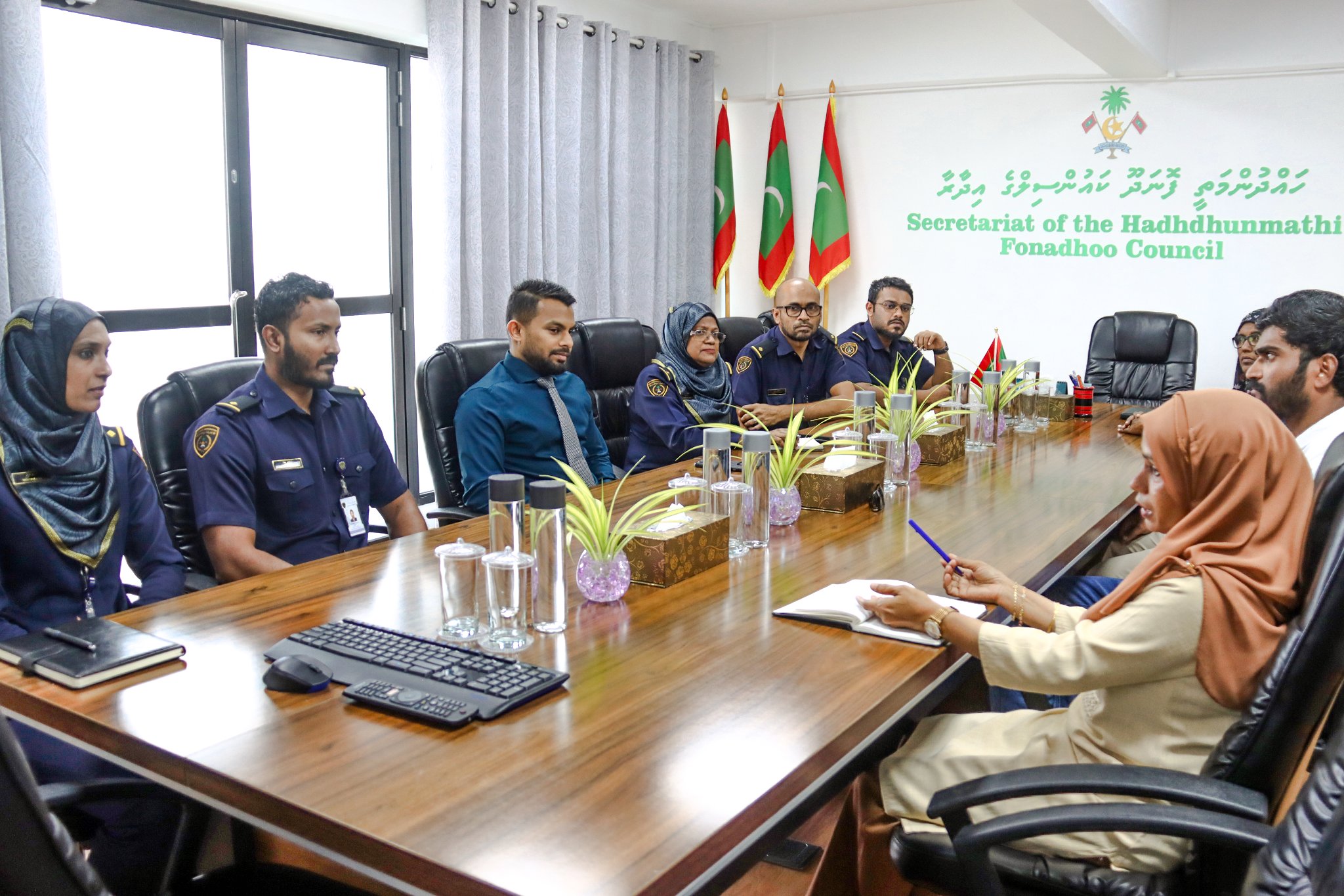ލ. އަތޮޅުގައި ޕާސްޕޯޓްގެ ހިދުމަތް ފަށަން ތައްޔާރުވަނީ