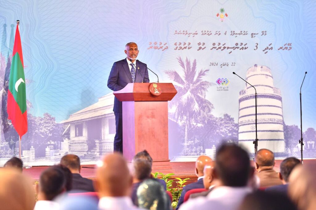 ޕީއެންސީގެ 2028 ރިޔާސީ ޓިކެޓް ރައީސް މުޢިއްޒަށް ރަސްމީކޮށް އަރުވައިފި