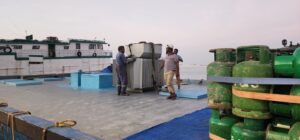 ފުވައްމުލަކަށް ކަރަންޓުގެ މައްސަލަ ހައްލުކުރުމަށް އައްޑޫ ސިޓީން ޓްރާންސްފޯމަރއެއް ގެންގޮސްފި