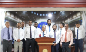 ރައީސް އަޒުލުކުރެވޭނީ އަޅުގަނޑުމެންގެ ފުރާނަ ދުއްވާލައިގެން: ރެޑްވޭވް ސަލީމް