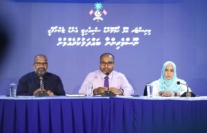 ހަނގުރާމައަށް ދިޔަ 90 ދިވެހިން އެބުނރި އަންނަން ބޭނުން: އިހުސާން