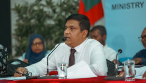 ލައިސަންސް ފީ ކައުންސިލްތަކުން ބަލައިގަންނަން ފަށަނީ