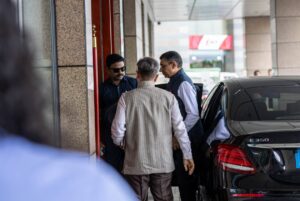 ސަފީރު މުނޫ މަހާވަރު ފޮރިން މިނިސްޓްރީއަށް ވަޑައިގެންނެވީ ކުރިން ތާވަލް ކޮށްފައި އޮތް ބައްދަލުވުމަކަށް: ހައިކޮމިޝަން