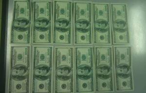 ސައްހަނޫން ޑޮލަރުގެ ނޫޓުތަކެއް ދައުރުވަމުންދާތީ ސަމާލުވާން އެދިއްޖެ