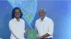 ޑިމޮކްރެޓްސްގެ ހިންނަވަރު ދާއިރާގެ ރައީސް ޕީއެންސީއަށް ސޮއި ކޮށްފި