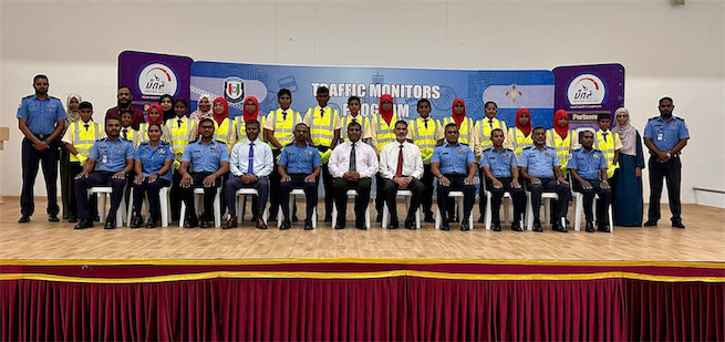 ރެހެންދި ސްކޫލްއާއި ޣާޒީ ސްކޫލުގެ ޓްރެފިކް މޮނިޓާސް ތަމްރީނު ޕްރޮގްރާމް ނިންމާލައިފި