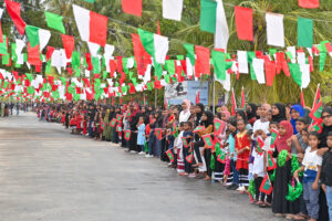 ރައީސަށް އެންމެ ހޫނު މަރުހަބާއެއް ކީ އެއް ރަށަކަށް ށ. ފުނަދޫ!