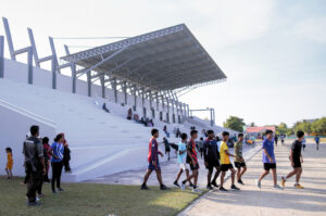 ތަކުރާރުކޮށް އެދުމުންވެސް ކުރީ ސަރުކާރުން މަރާމާތު ނުކުރި އައްޑޫ ސްޓޭޑިއަމް މިސަރުކާރު މަރާމާތު ކޮށްދީފި: ނިޒާރު