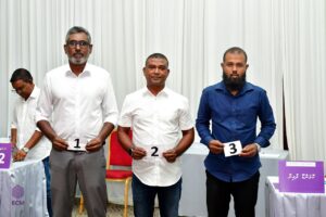 4 ދާއިރާއެގެ ކެނޑިޑޭޓުން ވަނީ ނަން އަނބުރާ ގެންގޮސްފަ