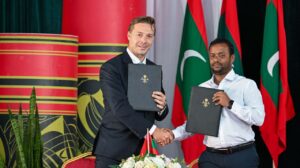 ވިލިގިލީ އިންޓަރނޭޝަނަލް އެއަރޕޯޓާއި ޓުއަރިޒަމް ޒޯނެއް ތަރައްގީކުރުމުގެ ފަހުމުނާމާގައި ސޮއިކޮށްފި