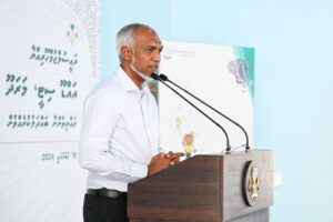 މިދިޔަ 5 އަހަރު ރައްޔިތުން މުއްސަނދި ނުވި، ލޯން ނަގައިން ފައިދާއެއް ނުވި: ރައީސް