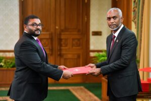 އިންޑިއާ ސިފައިން ގާނޫނާ ޚިލާފަށް މަސްދޯނިތަކަށް އެރި މައްސަލައިގައި ގައްސާން މަޖިލީހަށް ހާޒިރުކުރަނީ