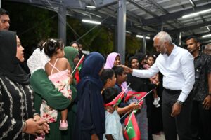 ރައީސުލްޖުމްހޫރިއްޔާ ކޮޅުމަޑުލުގެ ބައެއް ރަށްރަށަށް ކުރެއްވި ދަތުރުފުޅު ނިންމަވާލެއްވުމަށްފަހު މާލެ ވަޑައިގެންފި