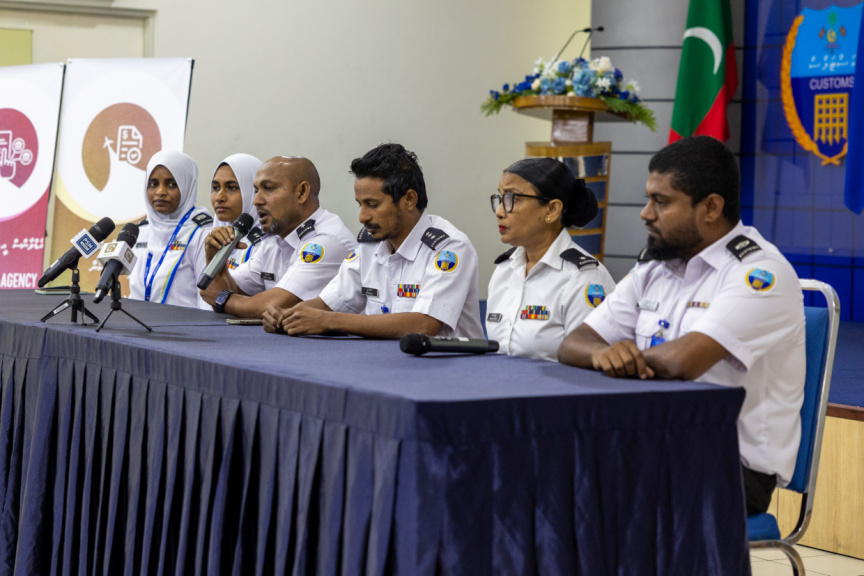 ވިޔަފާރިވެރިންނަށް އޮންލައިން ސްޓެޓިސްޓިކްސް ހިމެނޭ ގޮތަށް ޑިޖިޓަލް ހިދުމަތްތައް ކަސްޓަމްސް އިން ތައާރަފްކޮށްފި