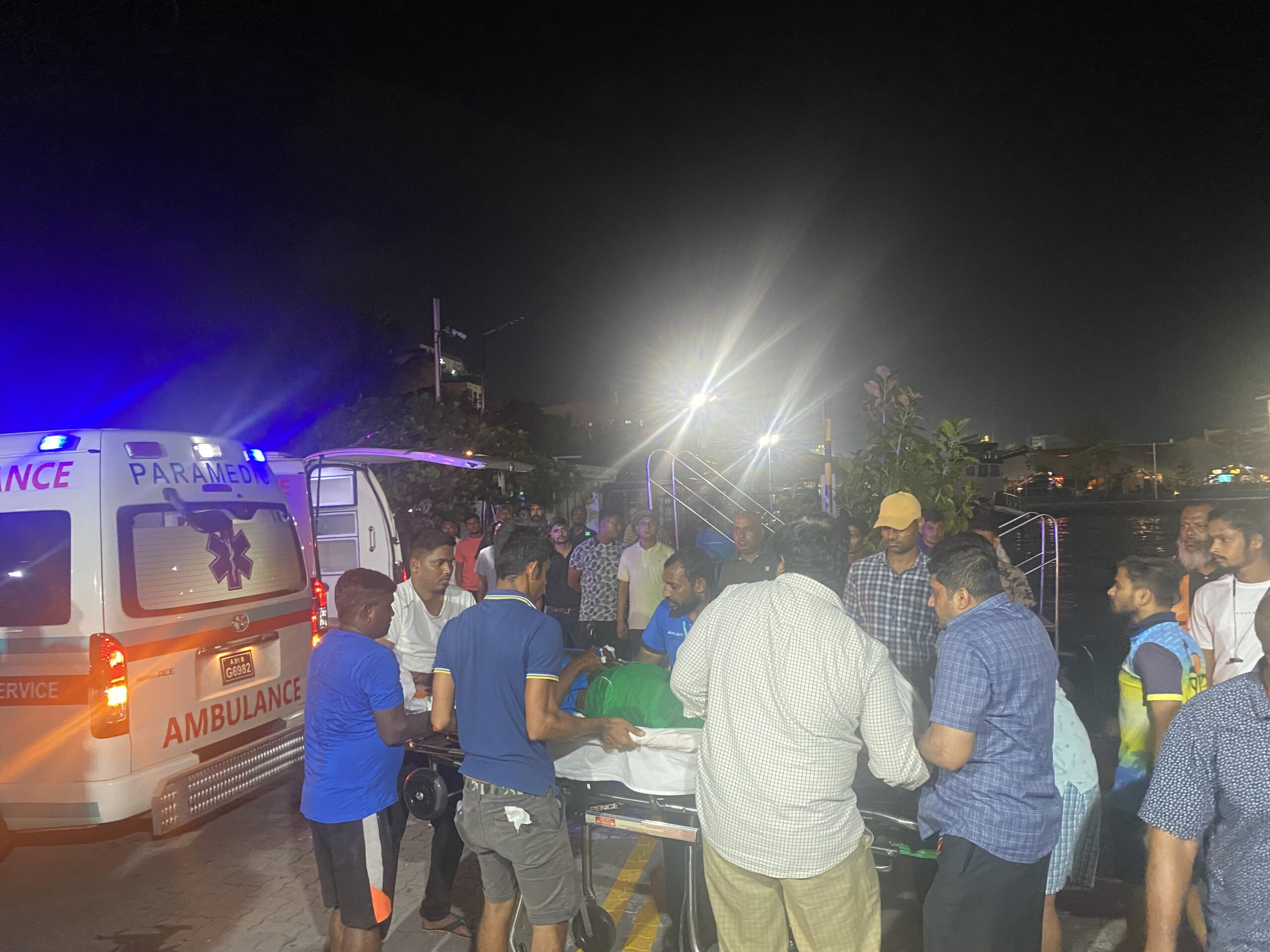 ކަނޑުމަތީގަ ދެ ލޯންޗެއް ޖެހި ނުރައްކާތެރި އެކްސިޑެންޓެއް ހިނގައިފި