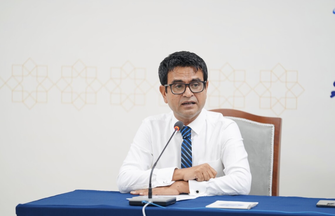 އިންތިޚާބު ފަސްކުރާ ބިލަށް އަމަލު ނުކޮށްފިނަމަ ކޮމިޝަންގެ ހުރިހާ މެމްބަރުން ވަކިކުރާނެ ކަމުގެ އިންޒާރު ދީފި