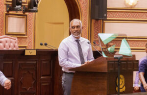 ރިޔާސީ ބަޔާން އިއްވާ ޖަލްސާ ޑިމޮކްރެޓްސްއިޖް ބޮއިކޮޓް ކޮށްފި