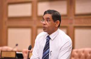 މަޖިލިހުގެ ކެޔޮދޫ ދާއިރާގެ މެމްބަރު ހުސެއިން ގާސިމަށްވެސް ޓިކެޓް ގެއްލިއްޖެ