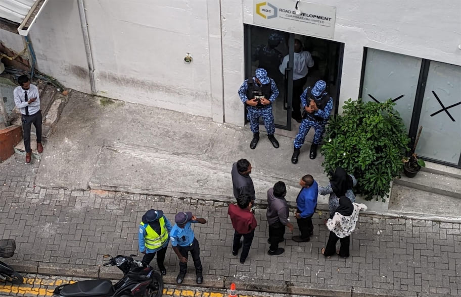 އާރުޑީސީގެ ޚިޔާނާތް: ތިން މީހެއްގެ އަމިއްލަ އެކައުންޓަށް ޖުމްލަ 15 މިލިއަން ރުފިޔާ ޖަމާ ކޮށްފައިވޭ