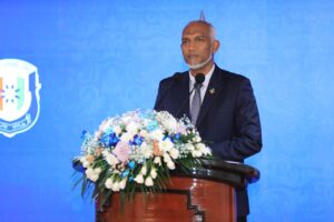 ފުލުހުން ކުރިއަށް ދެވޭނެ މަގު ފަހިކޮށް، ގާބިލް ބަޔަކަށް ހެދޭނެ: ރައީސް