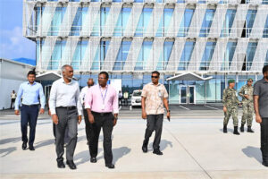 ފާދިއްޕޮޅުގެ ރަށްތަކަށް ރައީސް ފުރާވަޑައިގެންފި