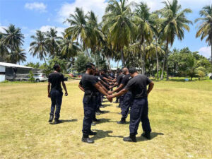 ހދ. އަތޮޅުގައި ޔޫސް އޮފް ފޯސް ރިފްރެޝަރ ޕްރޮގްރާމް ފަށައިފި