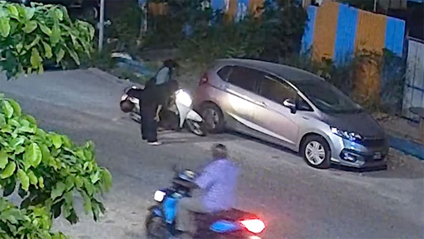 އެކްސިޑެންޓްވުމުން ރިޕޯޓްނުކޮށް ސީން ދޫކޮށް ދިިޔަ މައްސަލައަކާ ގުޅިގެން ބަޔަކު ހޯދަނީ