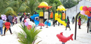 ޕީއެސްއައިޕީގެ ދަށުން ހަދާ ކުޑަކުދިންގެ ޕާކްތައް ހެެދުން ލާމަރުކަޒީ މިނިސްޓްރިއާއި ހަވާލު ކޮށްފި