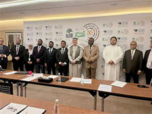 މާލީ އެހީތެރިކަން ހޯދުމާއި ގުޅޭގޮތުން މަޝްވަރާތަކަށް ދެ ވަޒީރަކު ސައުދީގައި