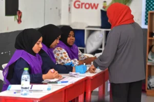 ވޯޓު ލީމީހުންގެ އަދަދު 50 އިންސައްތައަށްވުރެ މައްޗަށް