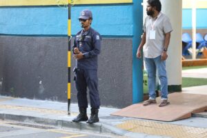 މަސްލަހަތު ނަގާލި ދެމީހަކު ގދ. ފިޔޯރީއިން ހައްޔަރު ކޮށްފި